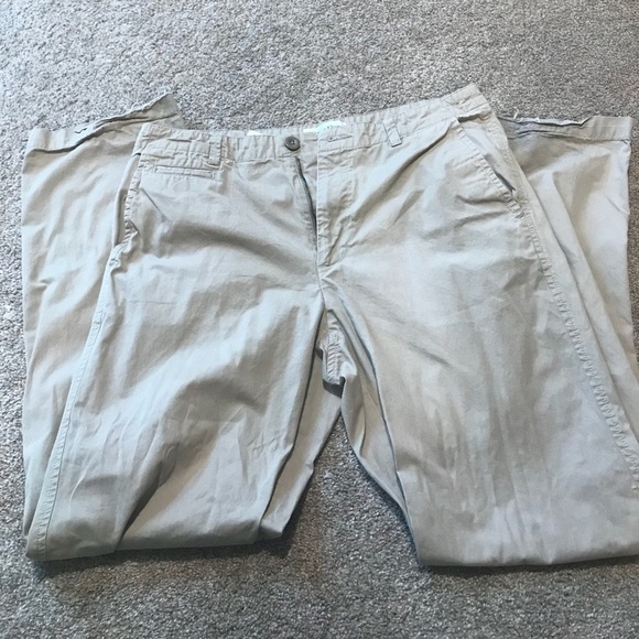Calvin Klein Men’s Dylan Soft Wash Khaki Pants - Picture 1 of 5